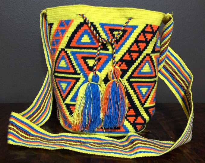 Authentic Wayuú Single Thread Mochila Bag from Colombia