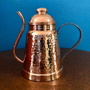 Handcrafted Hammered Copper Oil Cruet Dispenser (1 Liter)