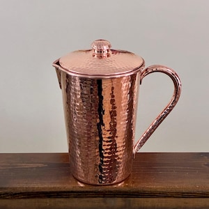 Hand Hammered Copper Pitcher with Lid - 2.5 Liters
