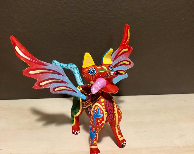 Alebrije Spirit Dog Handcrafted Wood Carving by Zeny Fuentes & Reyna Piña from Oaxaca, Mexico.