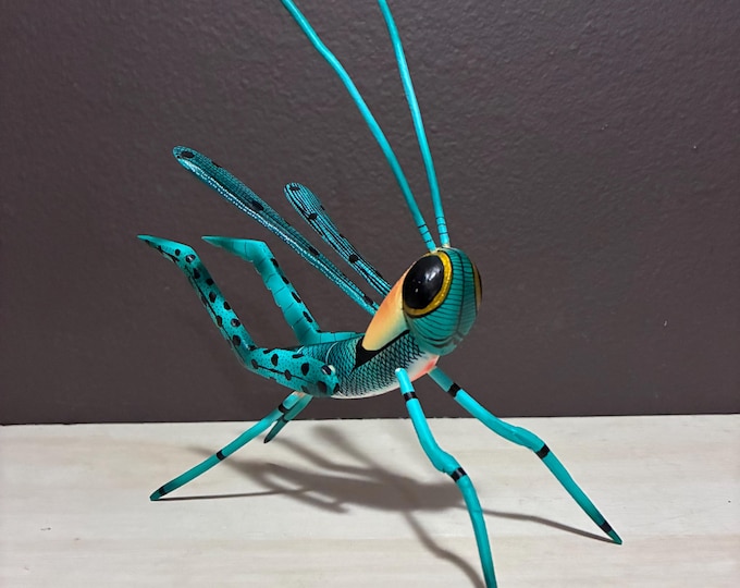 Handcrafted Alebrije Grasshopper: Oaxacan Wood Carving by Zeny Fuentes and Reyna Piña