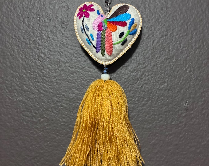 Hand embroidered Otomi heart ornament / keychain from Hidalgo, Mexico.