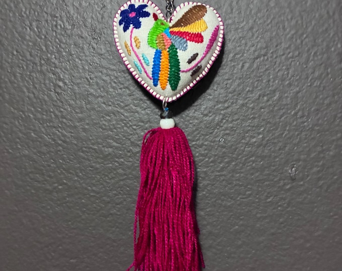 Hand embroidered Otomi heart ornament / keychain from Hidalgo, Mexico.