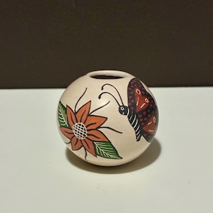 Mata Ortiz Ceramic Mini Seed Pot by Martha Hernandez (Chihuahua, Mexico)