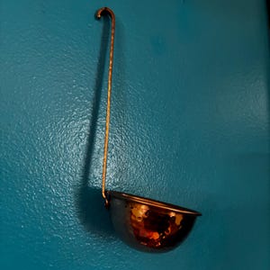 Puur gehamerde koperen pollepel van 8 oz afbeelding 9