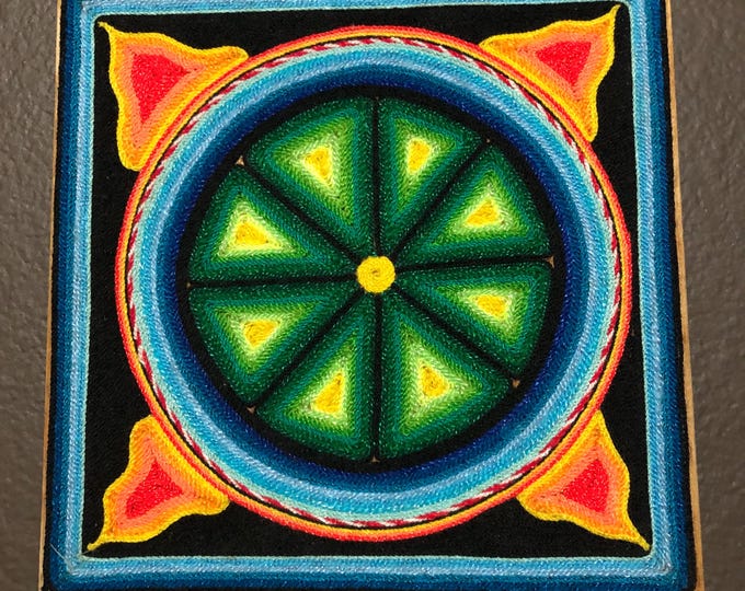 Huichol Yarn Art Nierika (20cm x 20cm) from Nayarit, Mexico