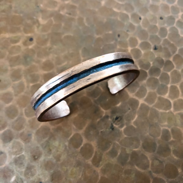 Bracciale in rame martellato a mano