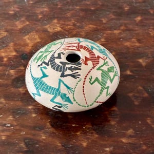 Mata Ortiz Ceramic Pottery Vase Olla by Jose Villa (Chihuahua, Mexico)