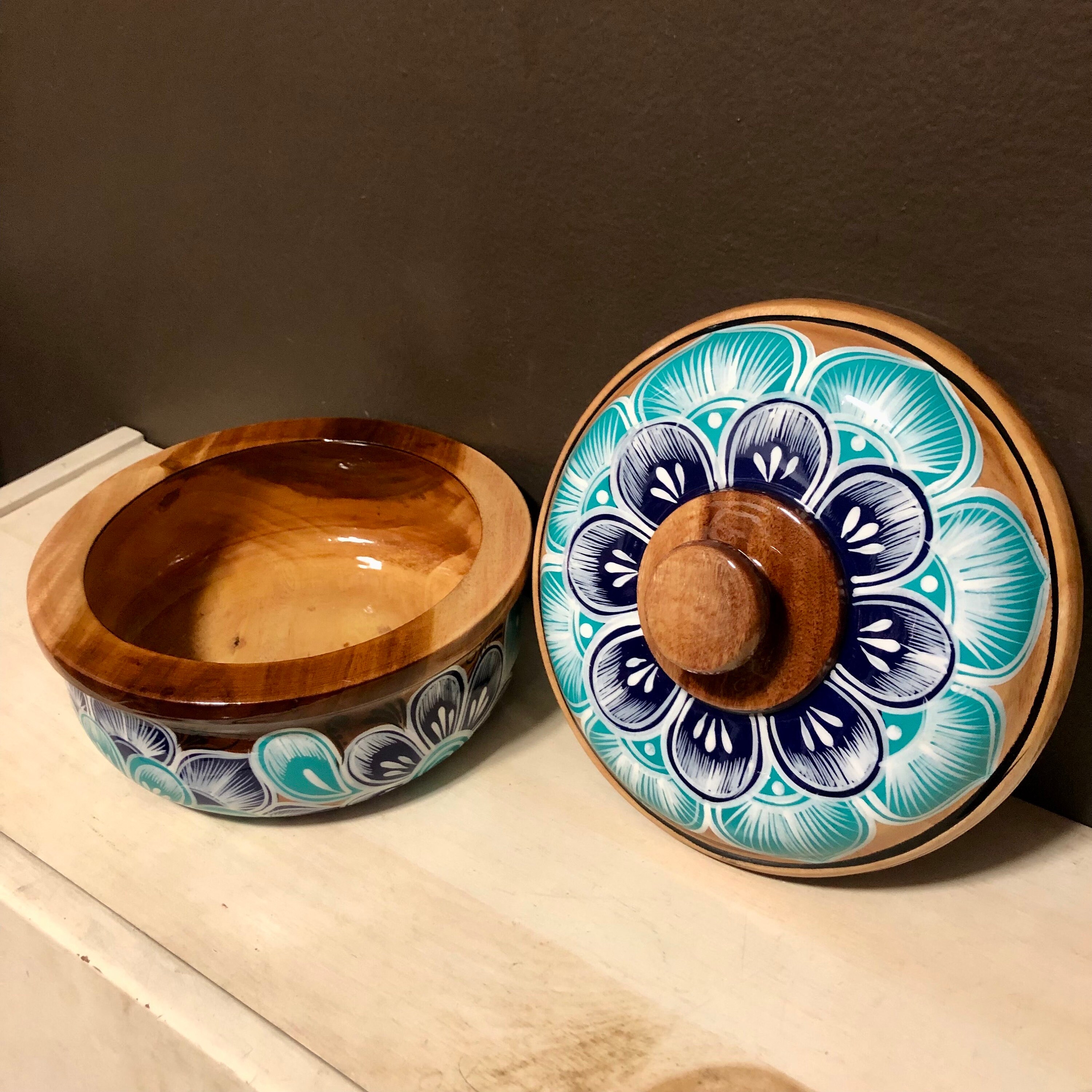 Handcrafted Painted Decorative Mesquite Bowl With Lid 8 X 6.5 