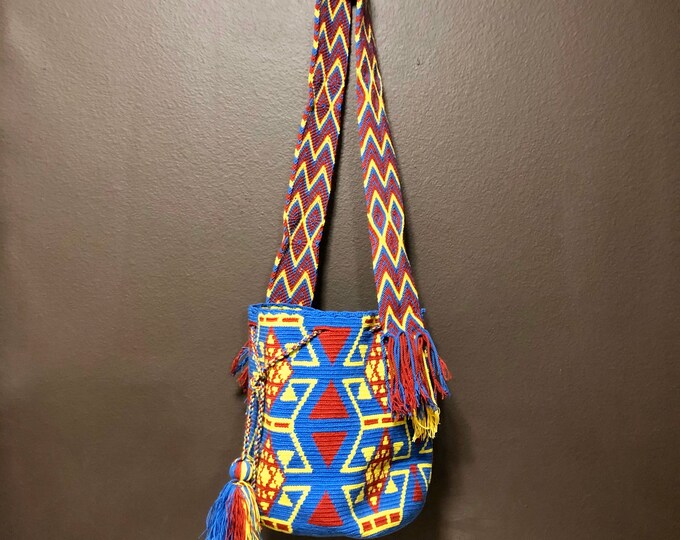 Authentic Wayuú Double Thread Mochila Bag from Colombia