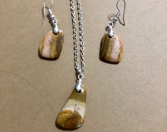 One of a Kind Polished Jasper Stone and Silver Jewelry Set - Pendant and Earrings