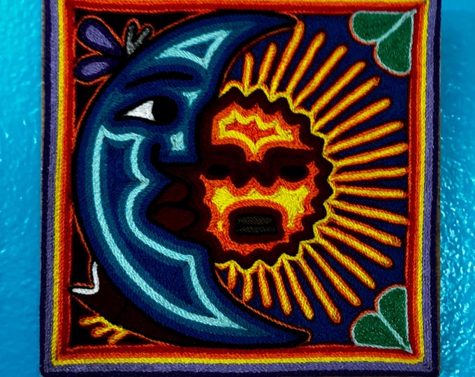 Huichol Yarn Art Nierika (15cm x 15cm) from Nayarit, Mexico
