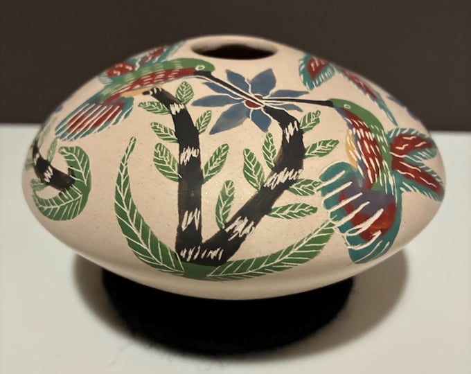 Mata Ortiz Ceramic Pottery Vase Olla by Jose Villa (Chihuahua, Mexico)