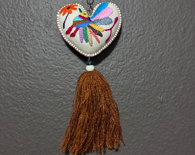 Hand embroidered Otomi heart ornament / keychain from Hidalgo, Mexico.