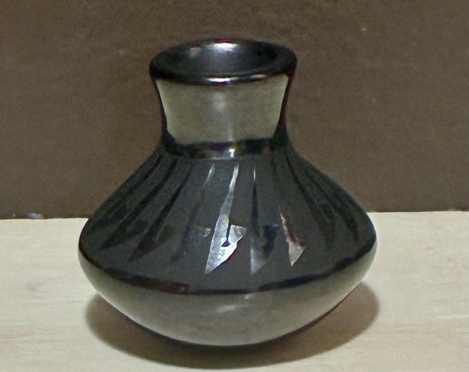 Mata Ortiz Olla Pottery by Vero Hernandez (Chihuahua, Mexico)