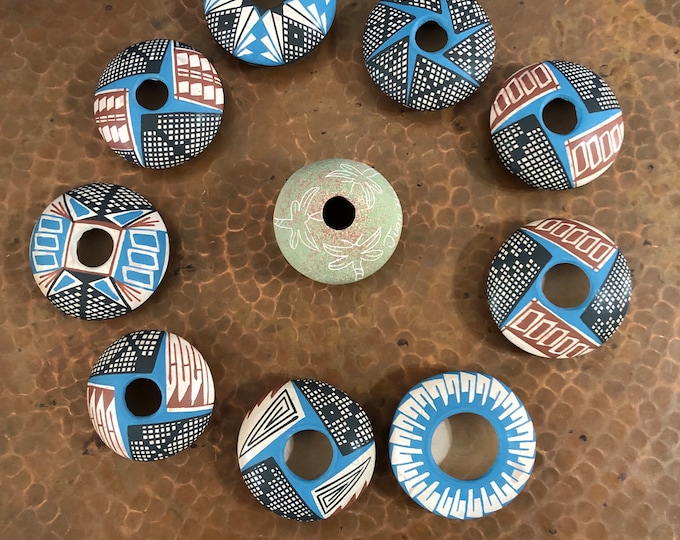 Lot of 10 Mata Ortiz ollas handmade pots (Chihuahua, Mexico)