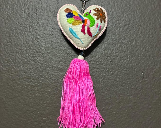 Hand embroidered Otomi heart ornament / keychain from Hidalgo, Mexico.