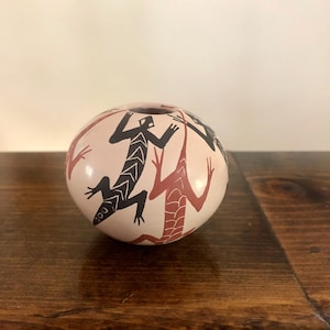 Mata Ortiz Olla Pottery (Chihuahua, Mexico)