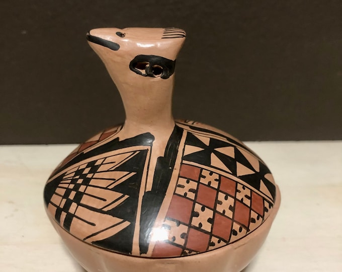 Mata Ortiz Olla with lid by Marta Gonzales (Chihuahua, Mexico)