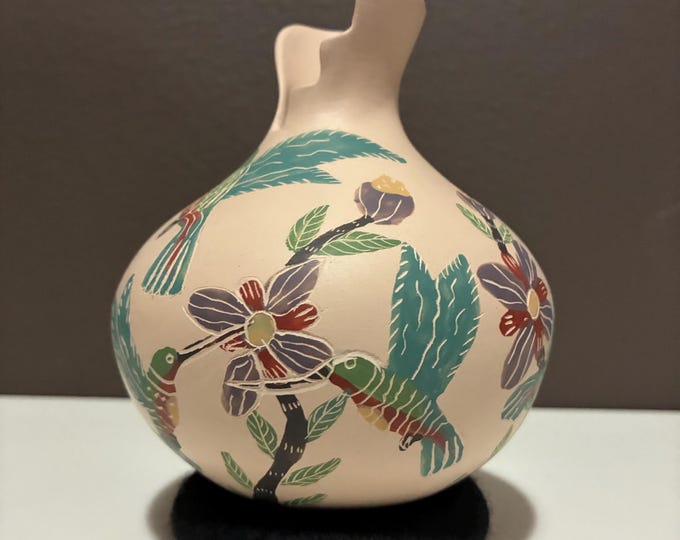 Mata Ortiz Ceramic Pottery Vase Olla by Jose Villa (Chihuahua, Mexico)