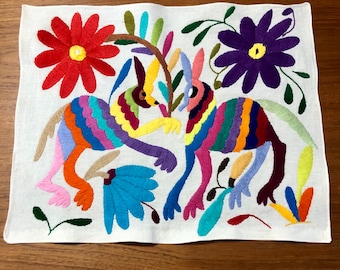 Hand Embroidered Otomi Placemat: Multicolor Mexican Folk Art (17" x 13")