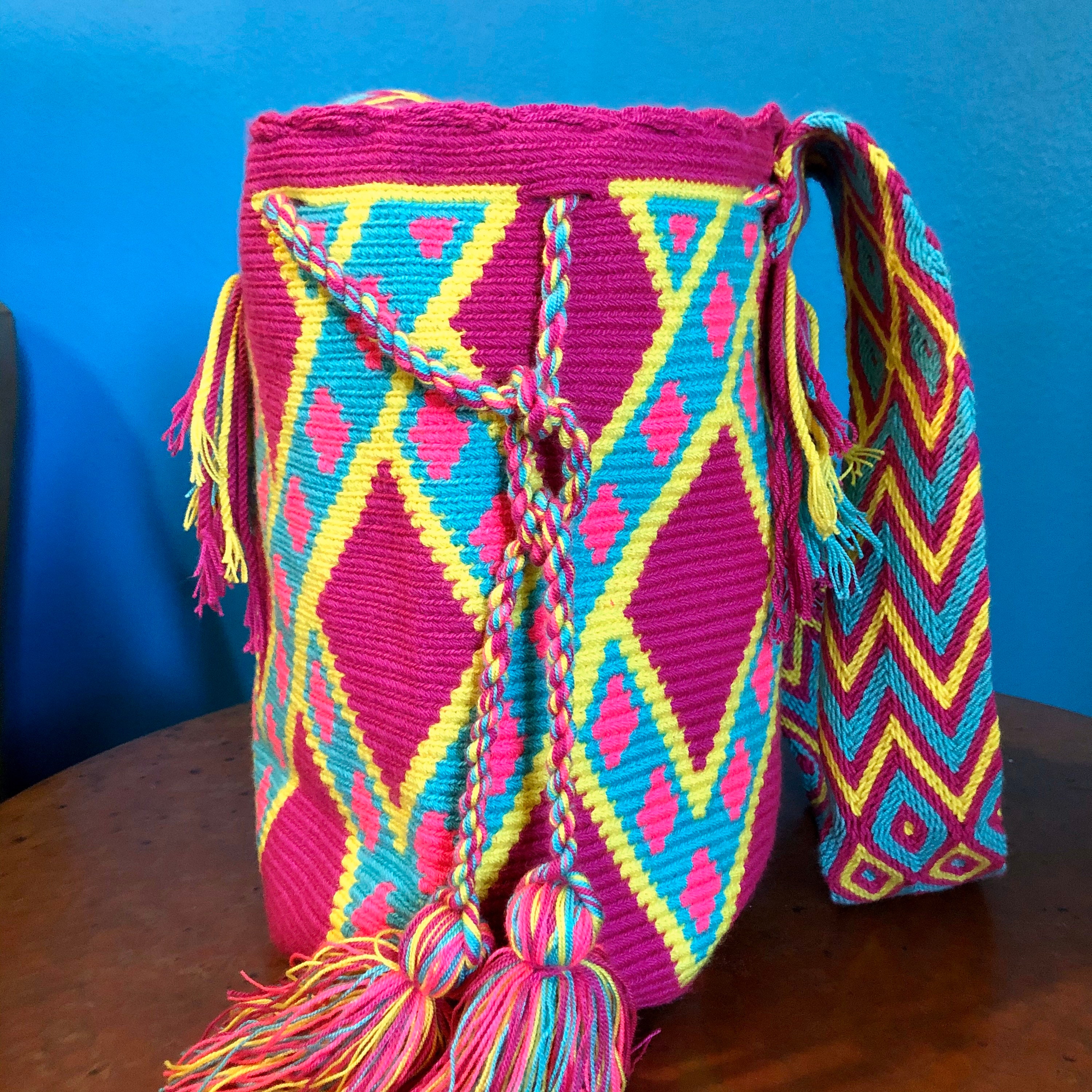 Authentic Wayuú Double Thread Mochila Bag from Colombia