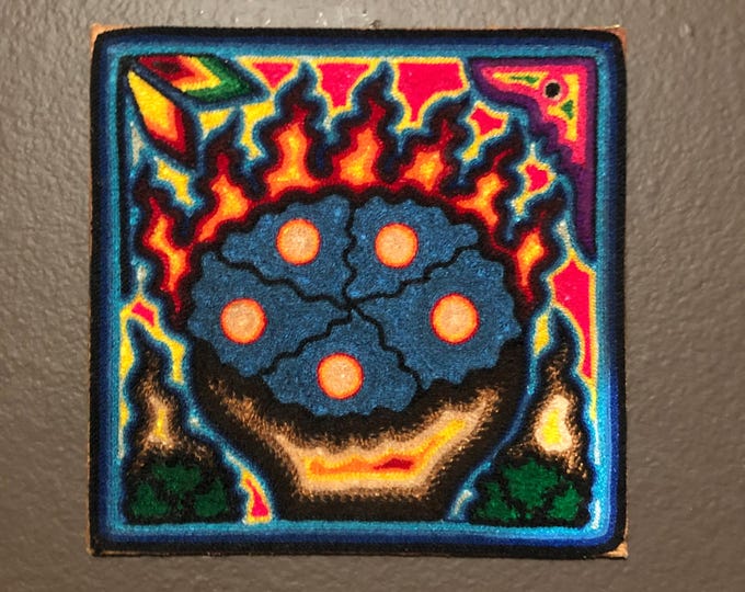 Huichol Yarn Art Nierika (20cm x 20cm) from Nayarit, Mexico