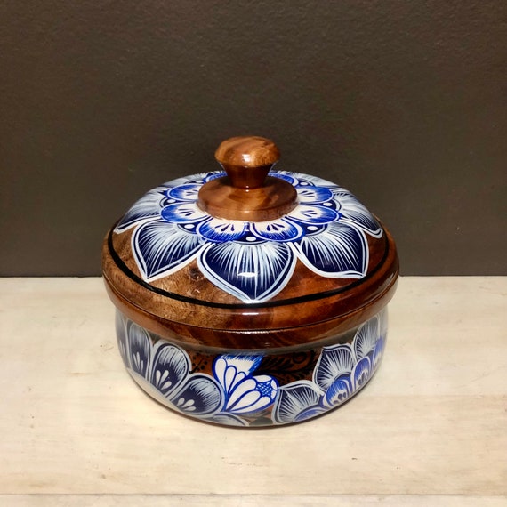 Handcrafted Painted Decorative Mesquite Bowl With Lid 8 X 6.5 