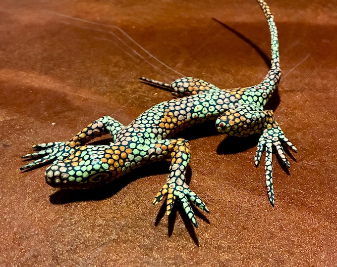 Alebrije Lizard Wood Carving by Roberto and Esperanza Martinez from Oaxaca, Mexico.