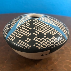 Mata Ortiz Olla Pottery (Chihuahua, Mexico)