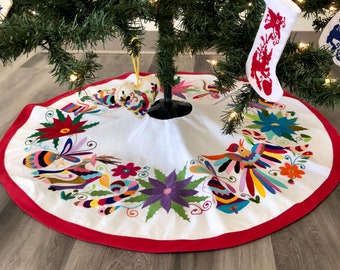 3’ Hand embroidered Otomi Christmas Tree Skirt on bright white muslin cotton from Hidalgo, Mexico