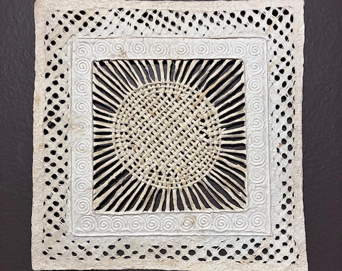 Handmade Amate Bark Paper Wall Art from Mexico (11 1/2" x 11 1/2")