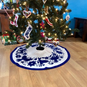 3’ diameter - Hand embroidered Otomi Christmas Tree Skirt on an off white muslin cotton with Blue embroidery and border from Hidalgo, Mexico