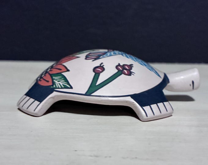 Mata Ortiz Ceramic Turtle by Martha Hernandez (Chihuahua, Mexico)