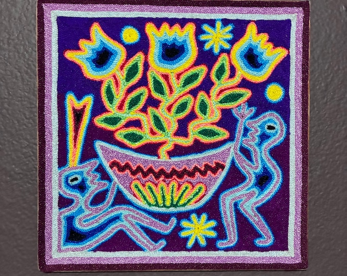 Huichol Yarn Art Nierika (20cm x 20cm) from Nayarit, Mexico