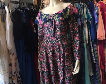 1980’s Vintage floral off shoulder dress