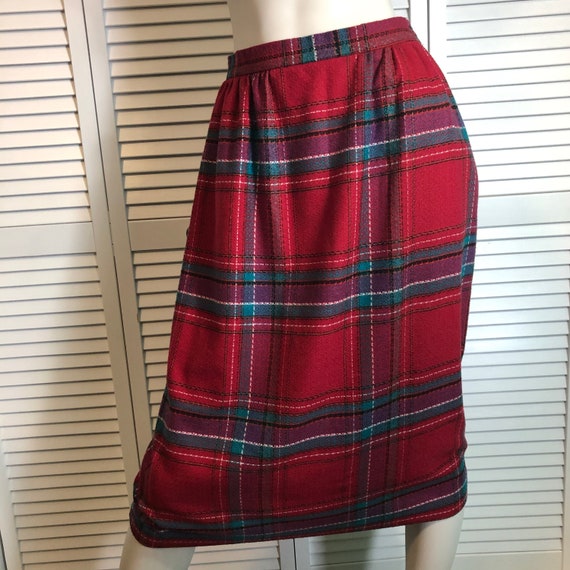 1980s Vintage red and purple wool plaid skirt by K