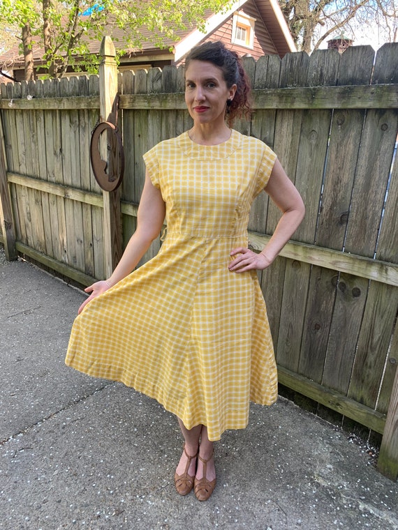 1950s yellow plaid dress - image 7