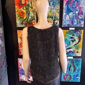 1980s Black and Amber Gold Floral Design Tank Top image 8