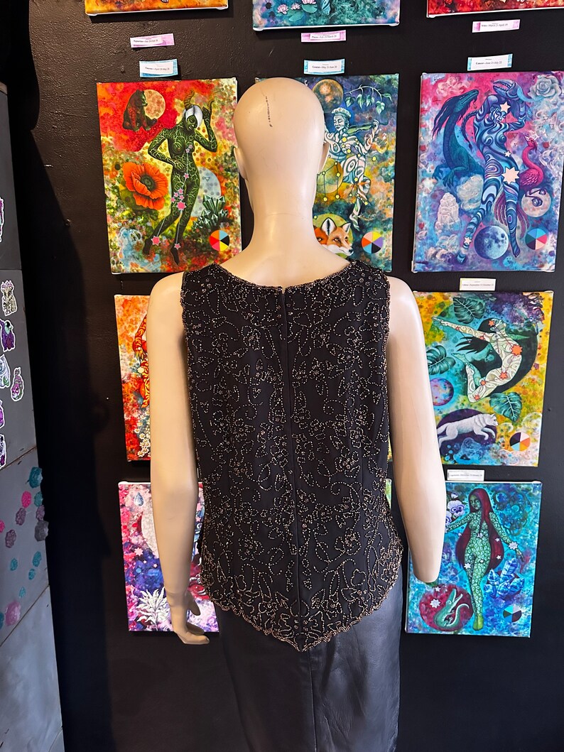 1980s Black and Amber Gold Floral Design Tank Top image 8