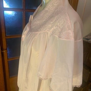 1960s blush pink vanity fair nylon bed jacket image 4