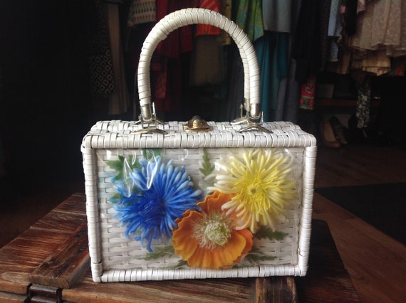 Marchioness Vintage Wicker Flower Purse