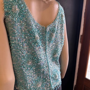 1960s Blue Floral Design Tank Top image 8