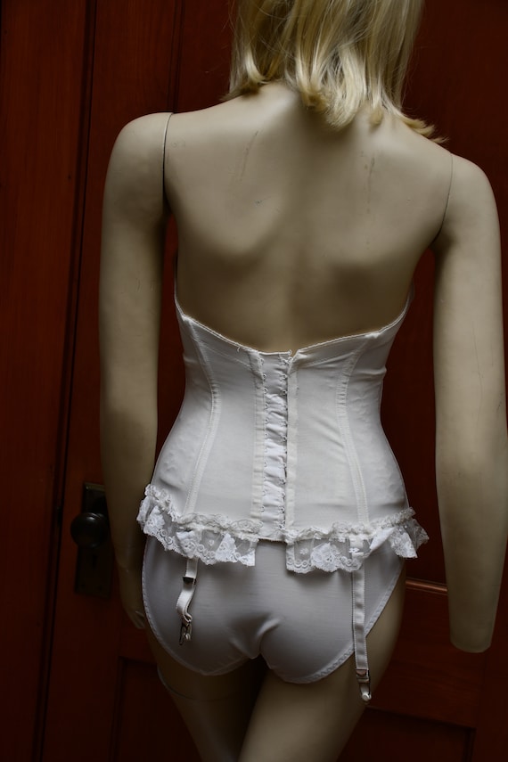 Vintage Strapless Garter Belt Bustier Corset - image 4