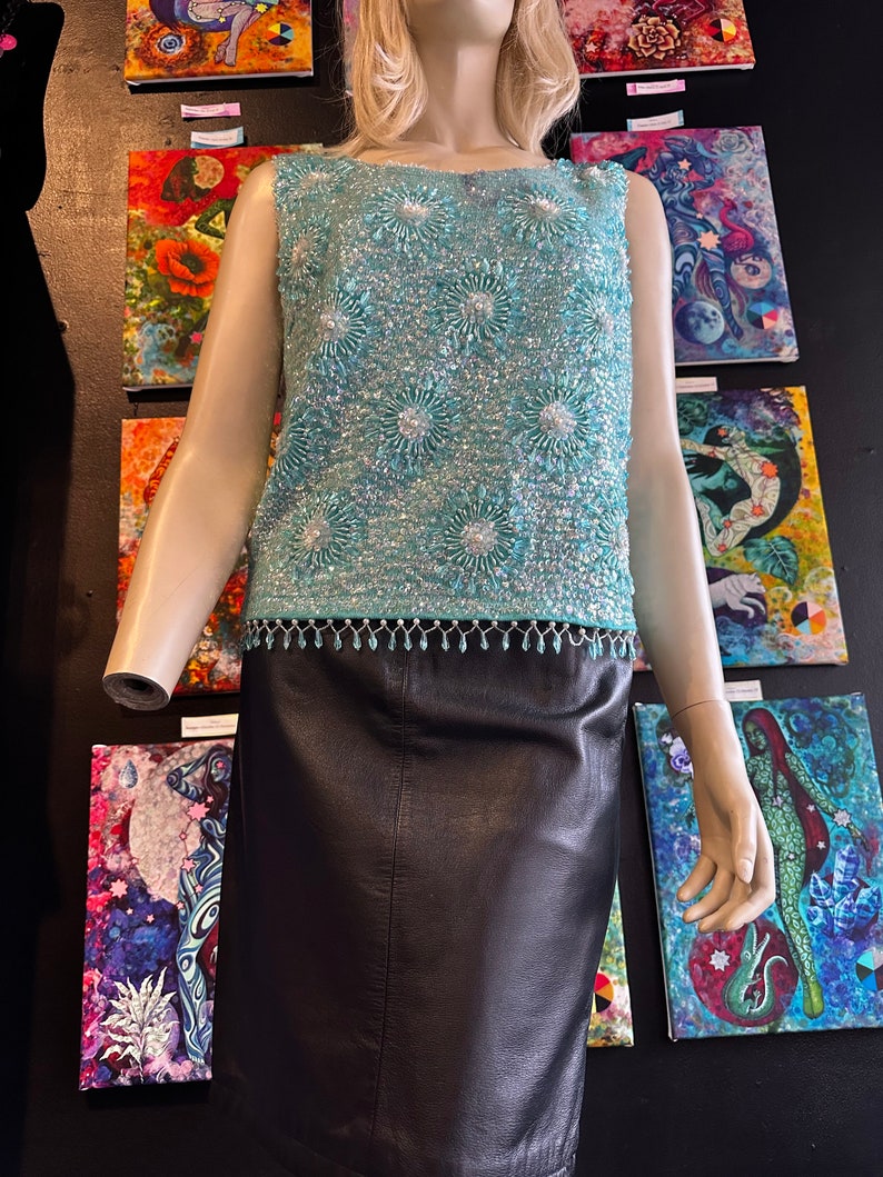 1960s Blue Floral Design Tank Top image 6