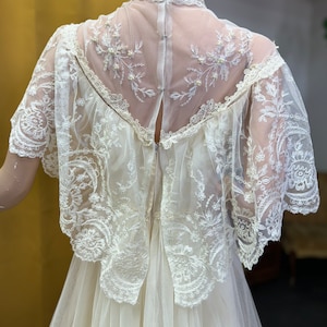 1970s lace wedding gown image 6