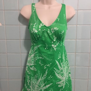 1960s swimsuit green and white image 1