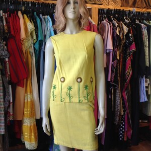 Yellow skirt set 1960s vintage Mary Hayes of California