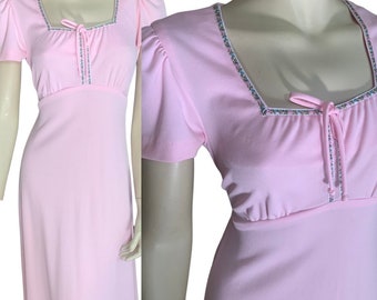 1970s pink dress