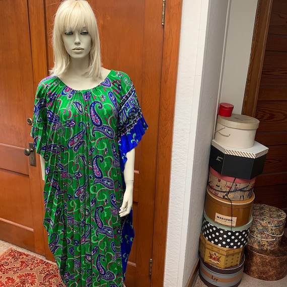 1970s kaftan accordion dress